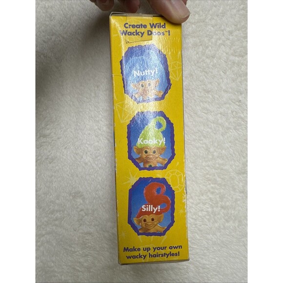 Jan Jan (#4) - 3" Ace Treasure Troll Doll - NEW IN PACKAGE - Rare 1998 - Picture 4 of 8